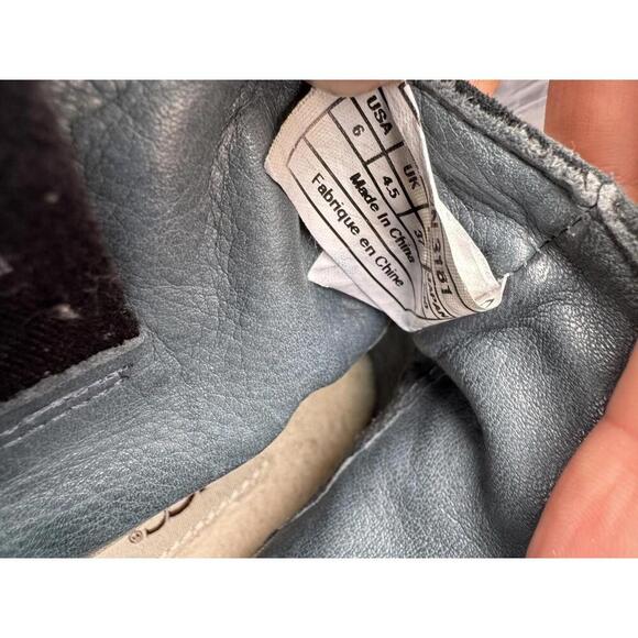 Ugg Australia Austin Suede Ankle Boot Black 6 - Picture 7 of 9